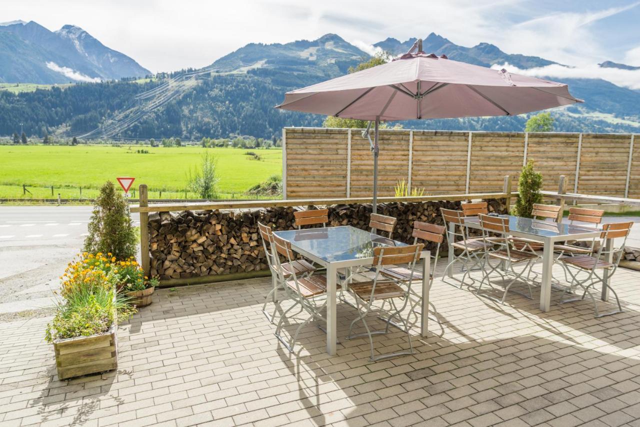 Praga Apartments & Restaurant Zell Am See-Kaprun Piesendorf Esterno foto