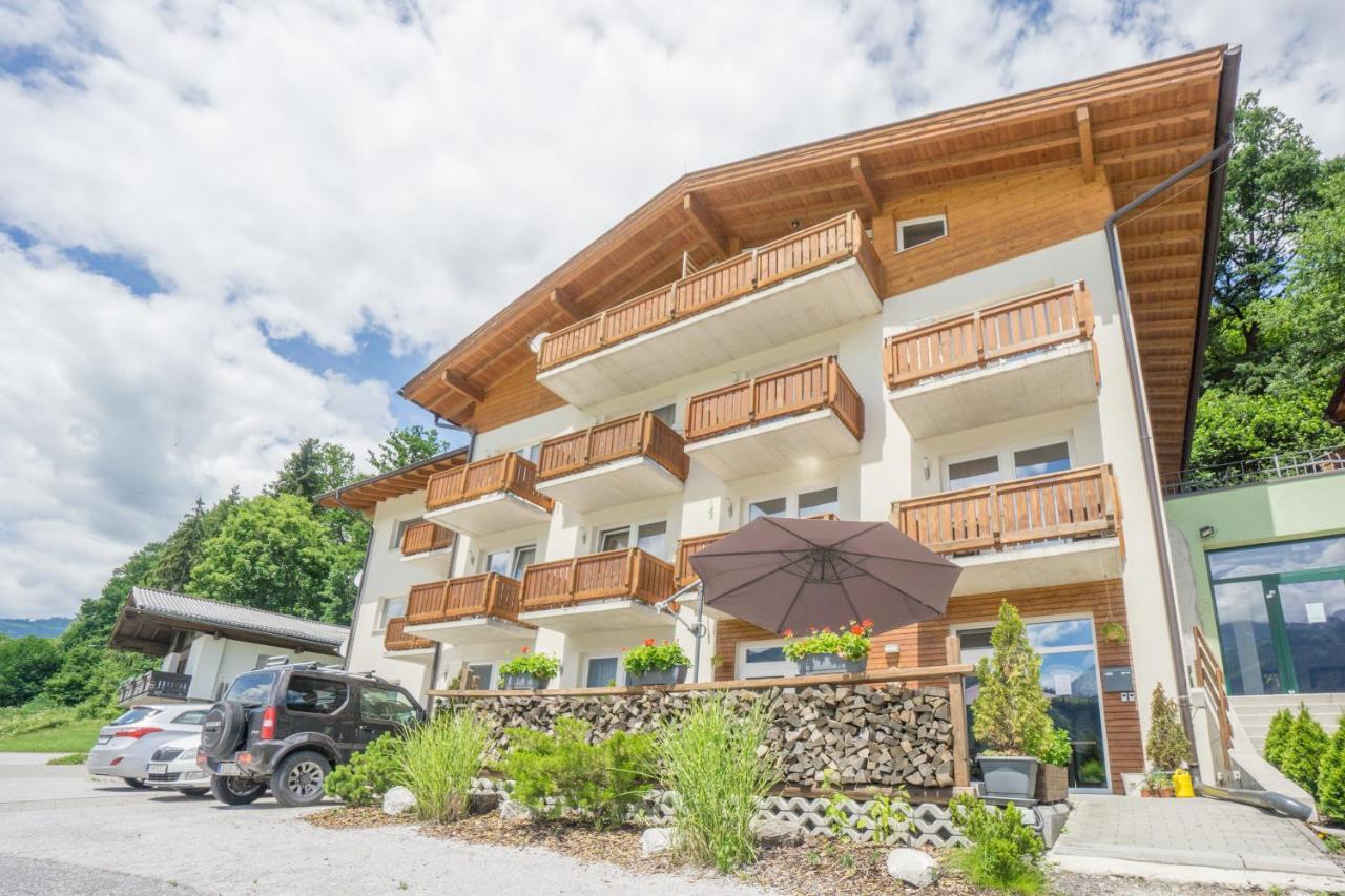 Praga Apartments & Restaurant Zell Am See-Kaprun Piesendorf Esterno foto